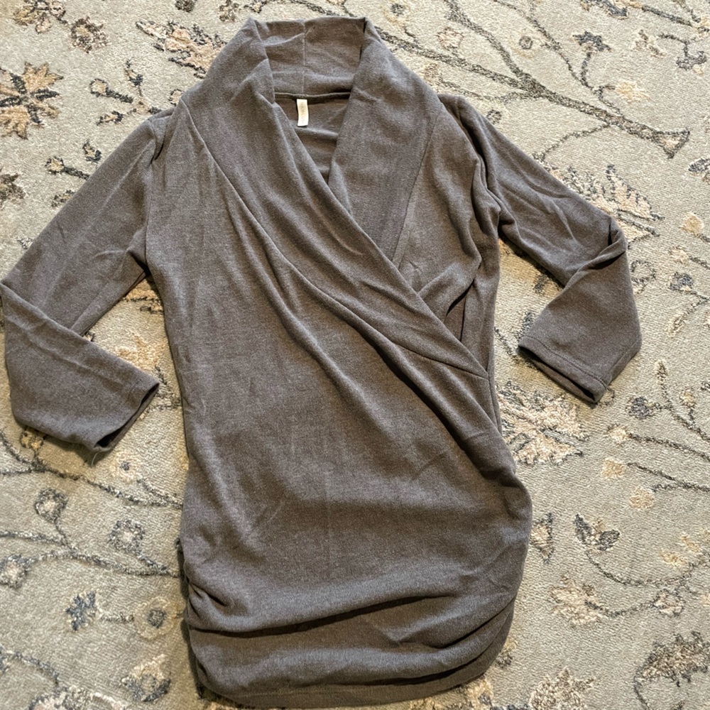 Taupe maternity and nursing top, size S